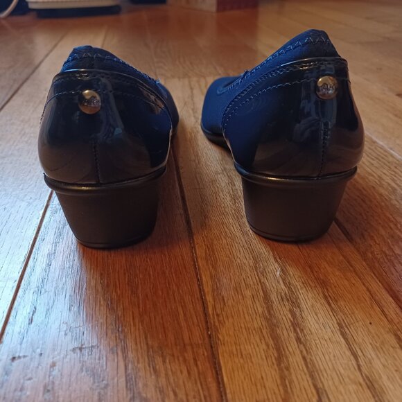 Women's Anne Klein business casual shoes - Picture 2 of 5